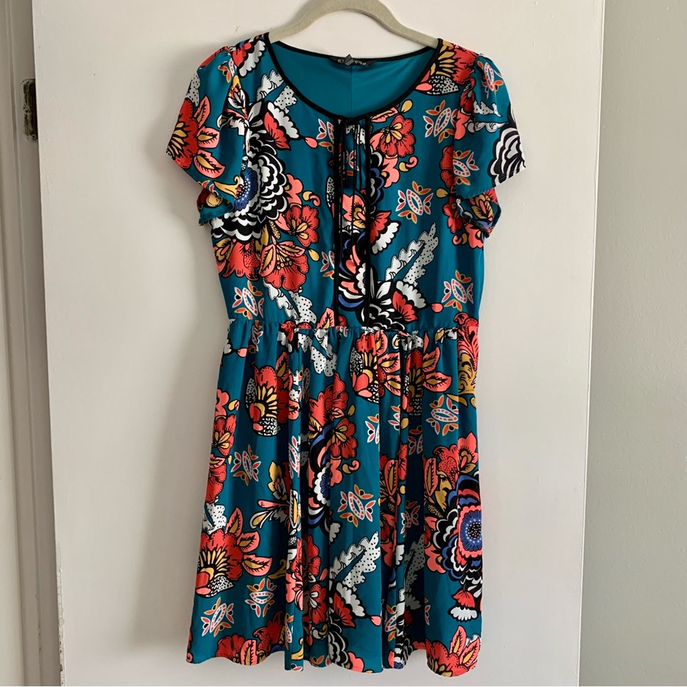 Express Colorful Short-Sleeve Floral Dress